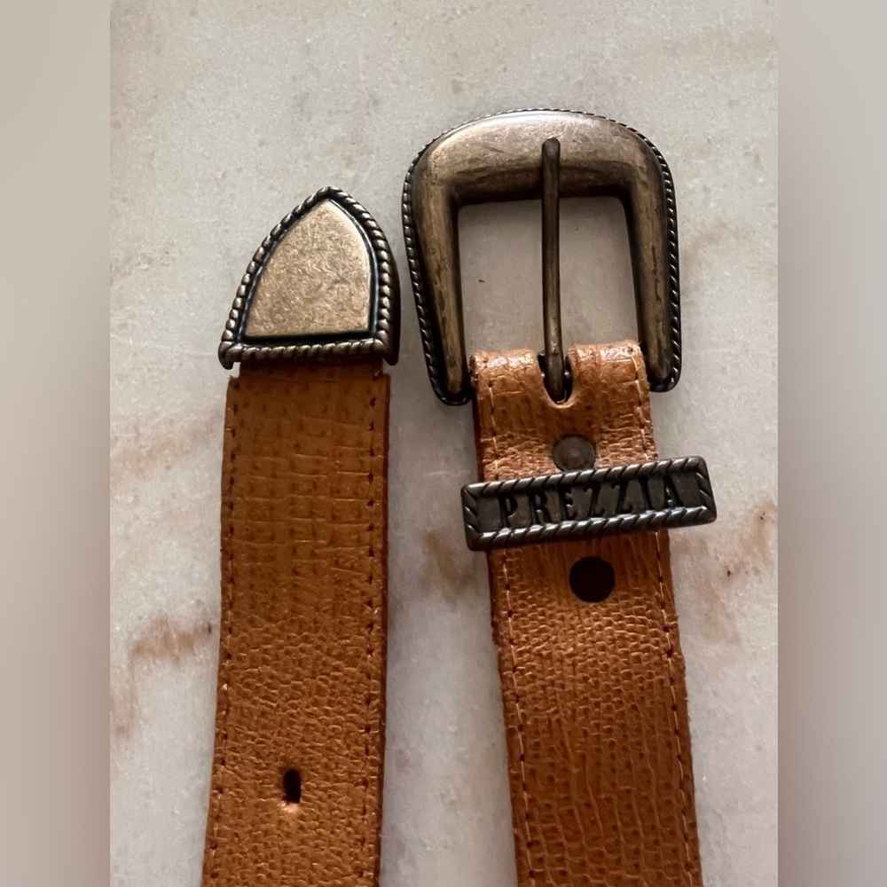 Prezzia Tan Leather Snake Print Women’s Belt Size M/L Silver tone Hardware